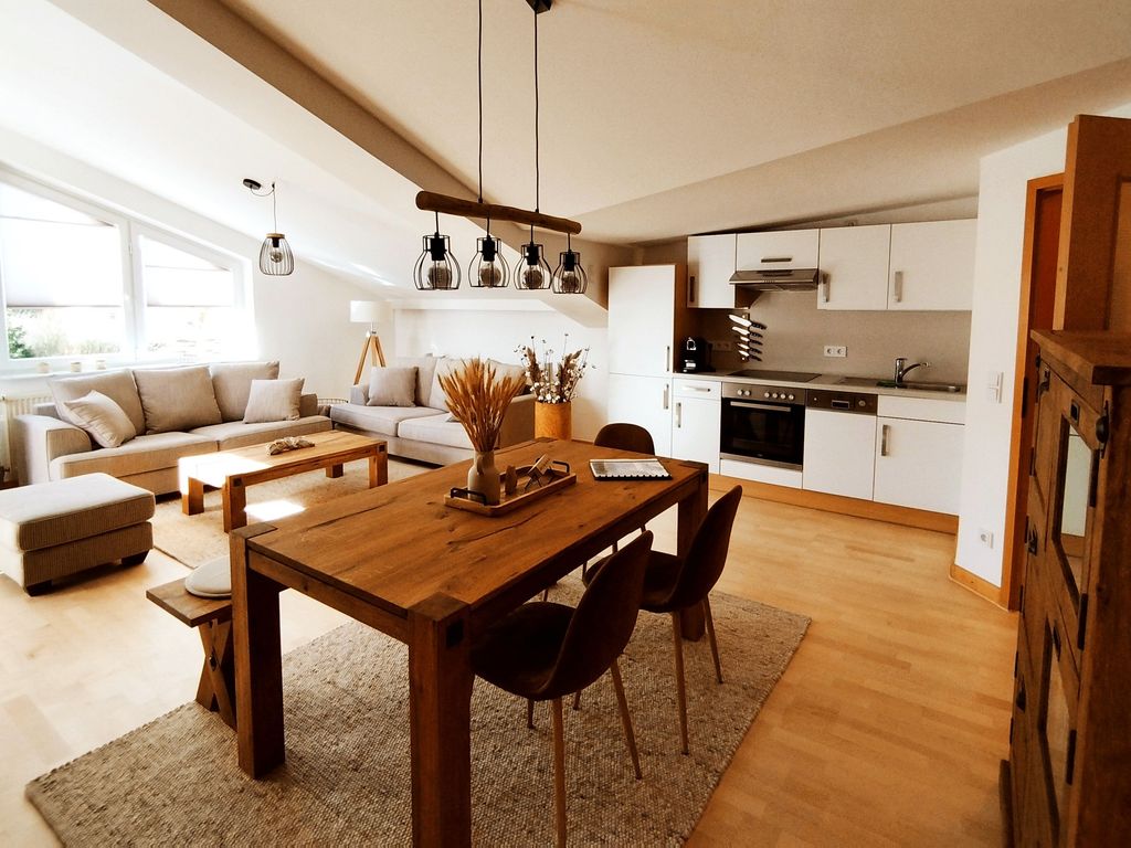 Wohn- und Essbereich der Baltic Suite